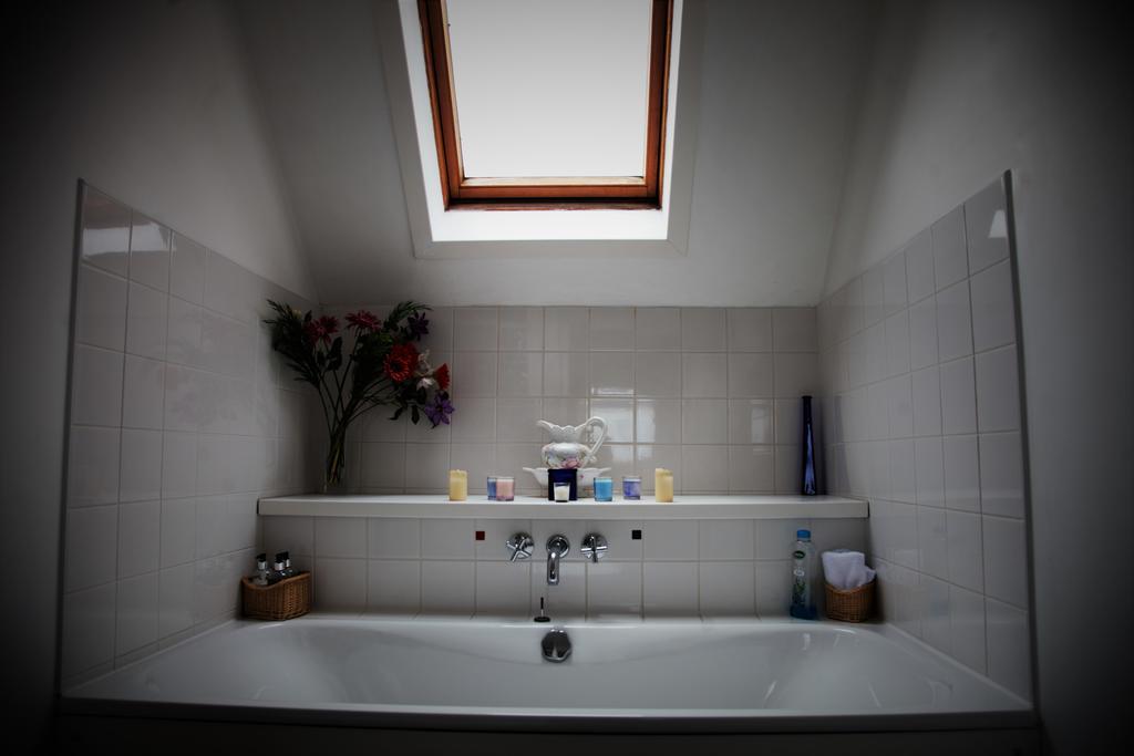 Вилла Airlie House Self Catering Стратайр Экстерьер фото